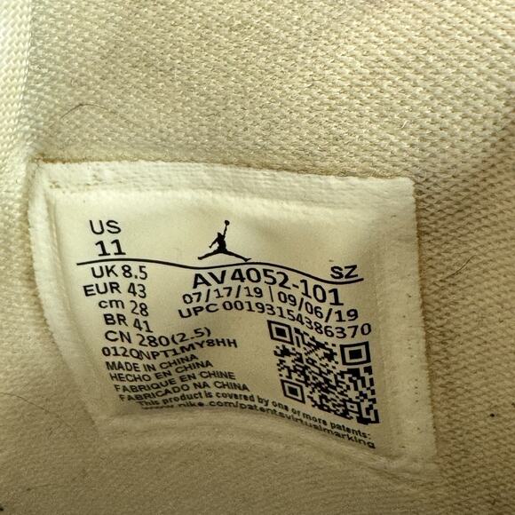 Nike Wmns Air Jordan 1 Nova XX White AV4052-101 Women's 11 Men's 9.5 - Picture 10 of 10